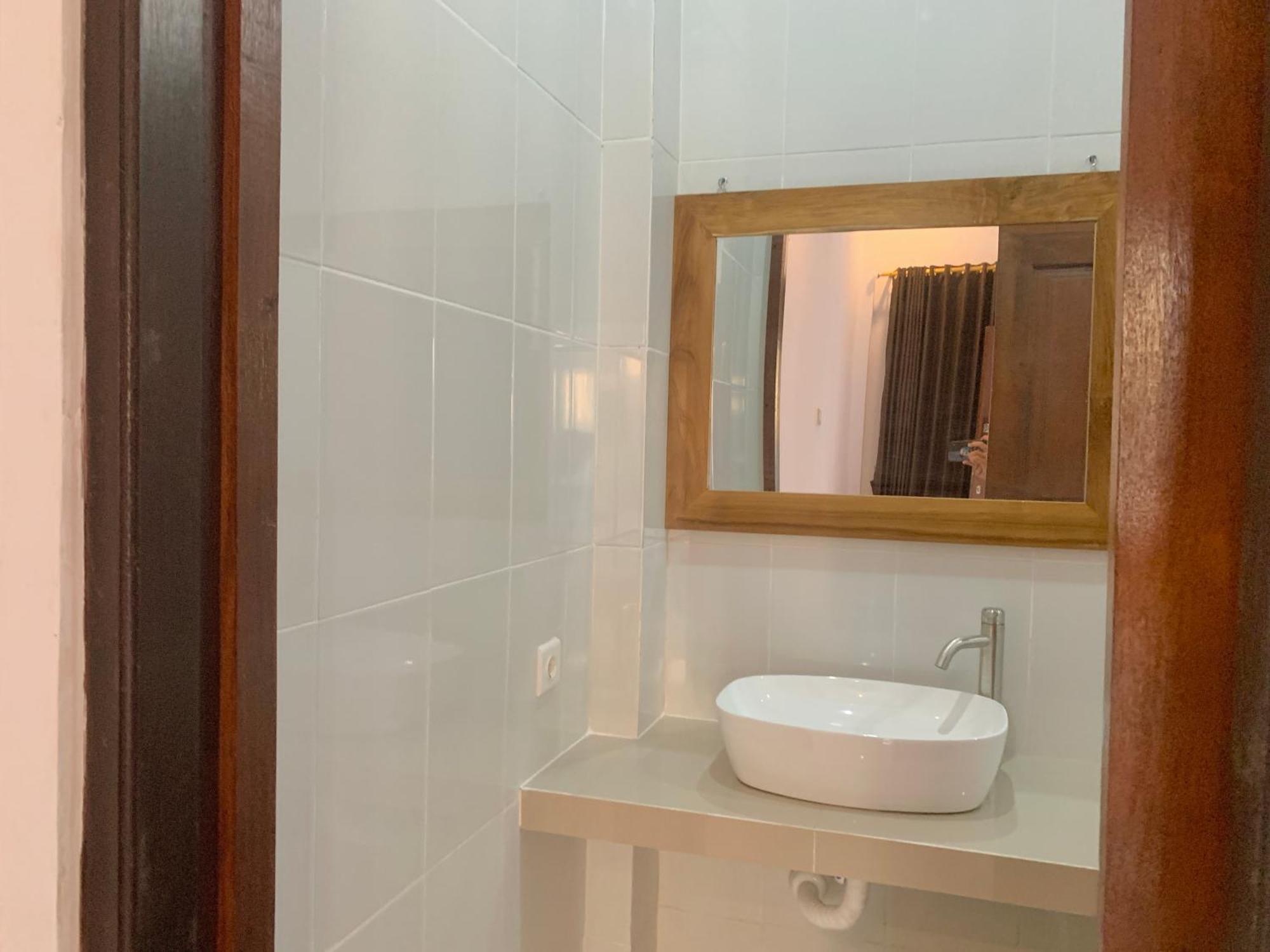 The Lima Home Stay In Canggu Zewnętrze zdjęcie