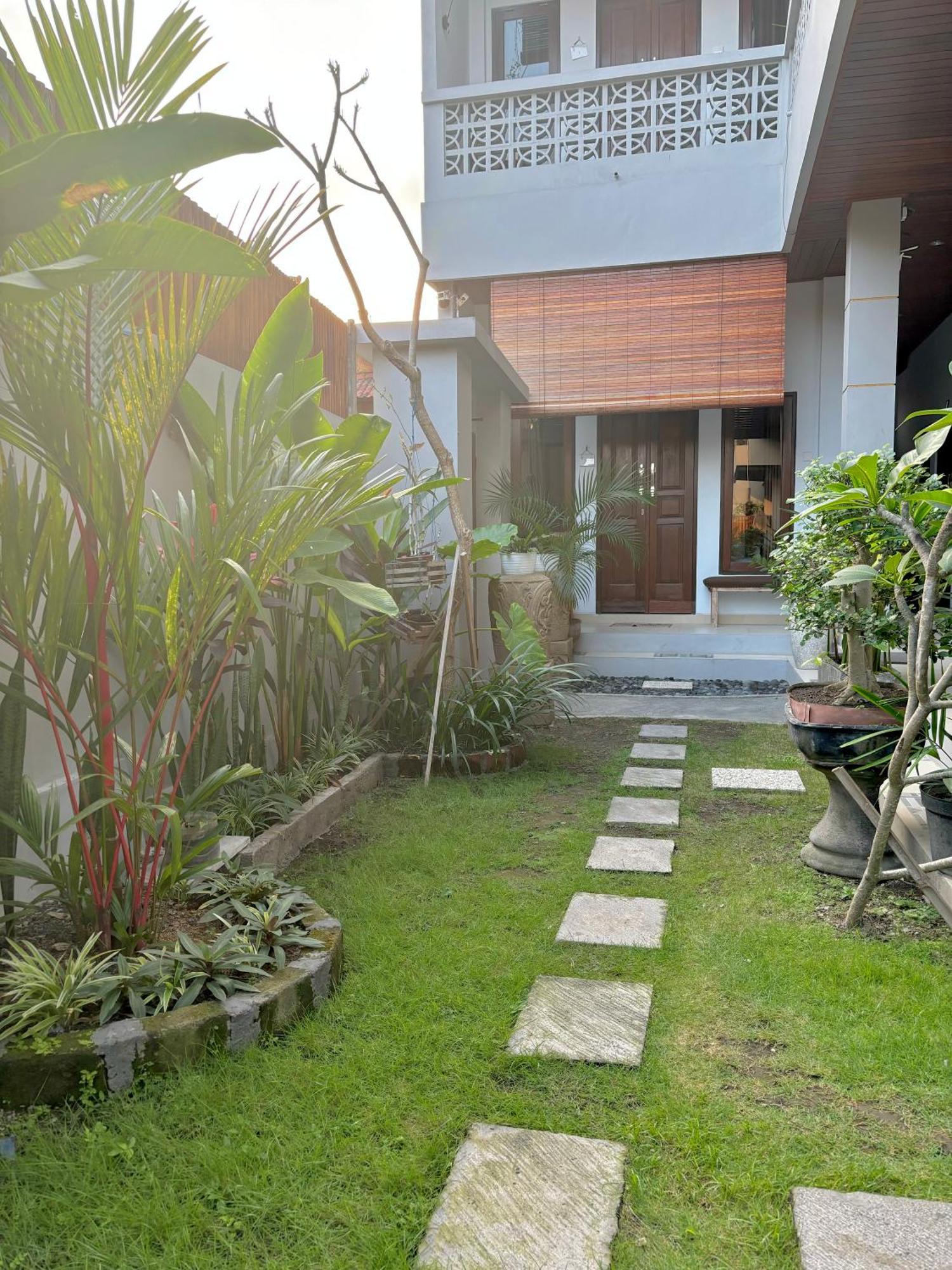 The Lima Home Stay In Canggu Zewnętrze zdjęcie